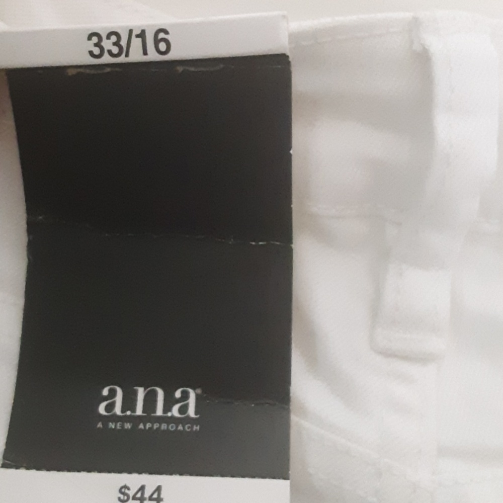 A.N.A Cuffed Shorts - Picture 3 of 4
